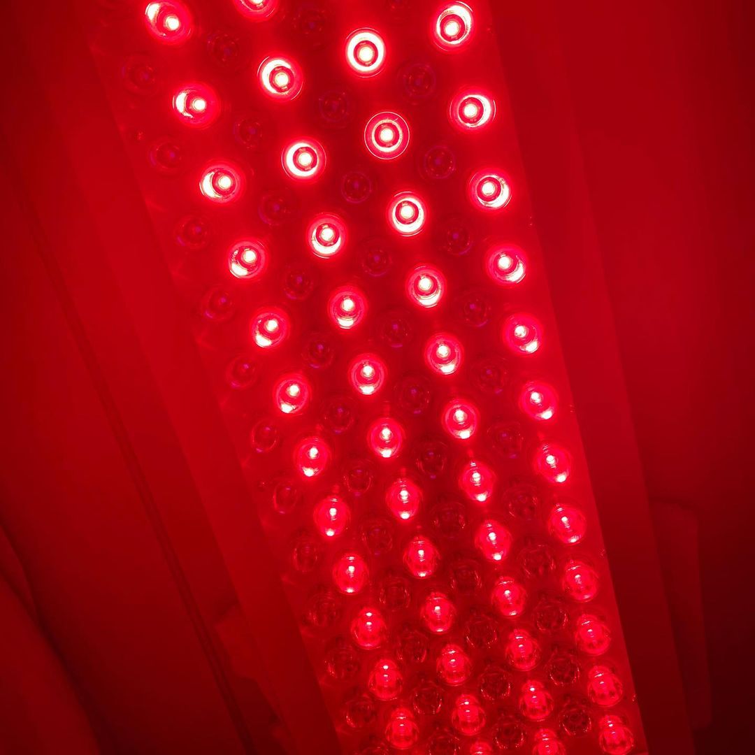 Derma Red P600: Red & Near-Infrared Light Device – Care Lamps