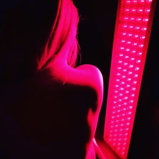 Derma Red P600: Red & Near-Infrared Light Device – Care Lamps